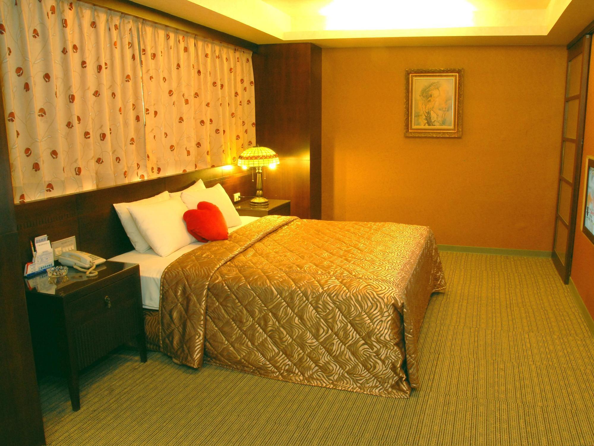 Blue Coast Hotel Гаосюн Экстерьер фото