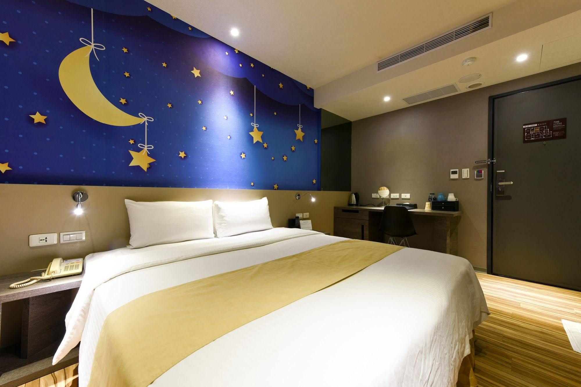 Blue Coast Hotel Гаосюн Экстерьер фото