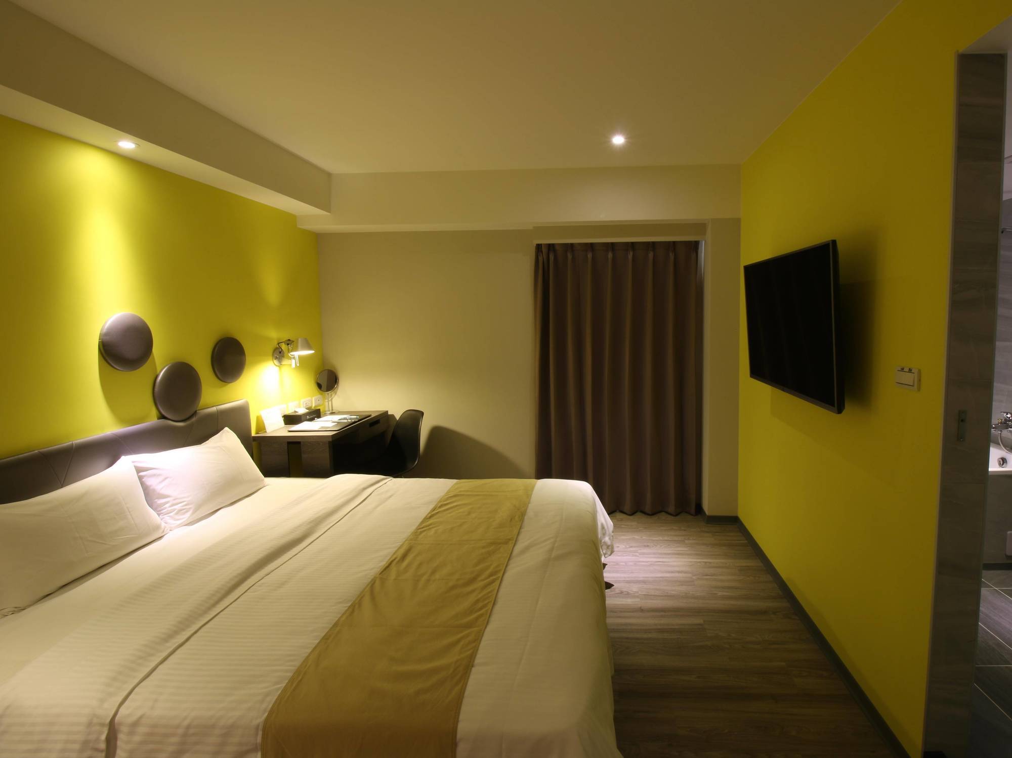 Blue Coast Hotel Гаосюн Экстерьер фото